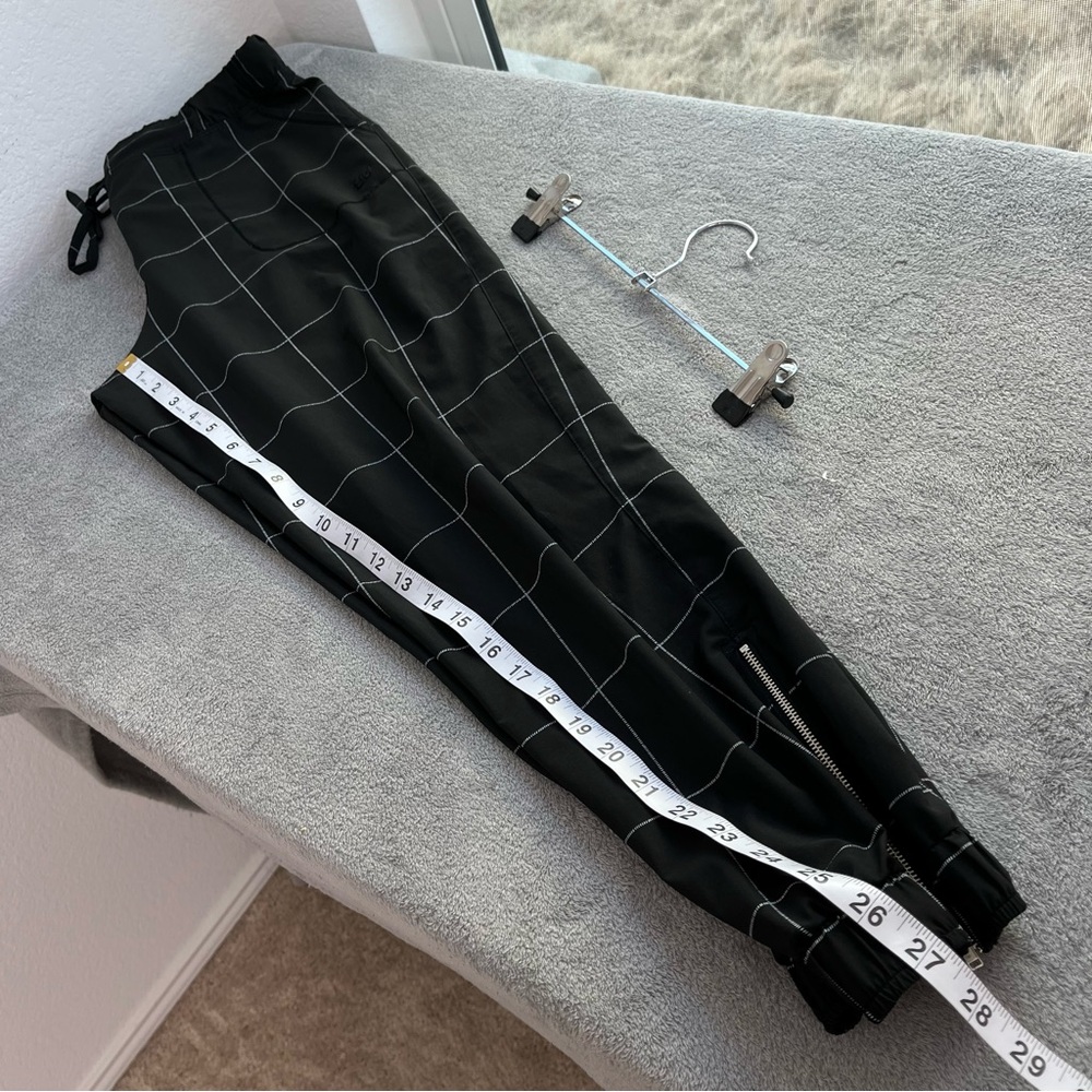 Albion Destination Nylon Stretch Joggers in Black Windowpane size Small - Picture 9 of 9
